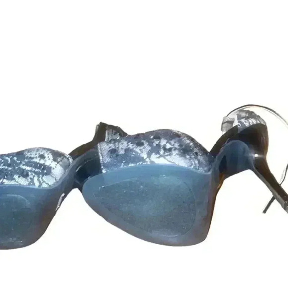 Beautiful Heels!  - Picture 12 of 16